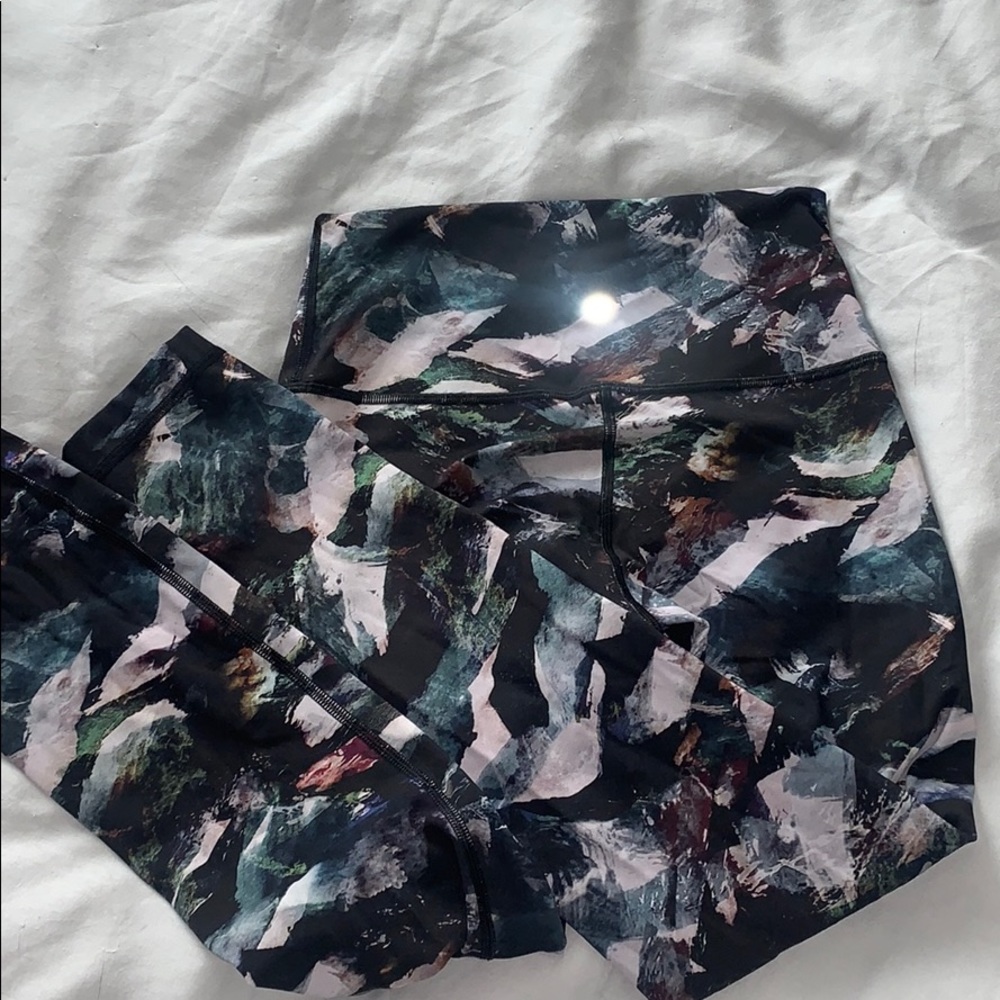 Lululemon Wunder Under Cropped Patterned Leggings - image 2